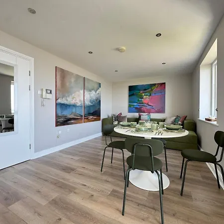 The Art House 10 Salthill * 골웨이