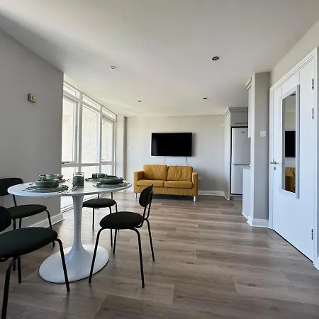 The Art House 10 Salthill Apartment *
