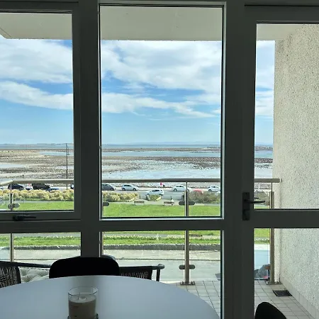 The Art House 10 Salthill Apartament *
